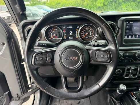 Used 2019 Jeep Wrangler Unlimited Sport AWD/4WD image 16