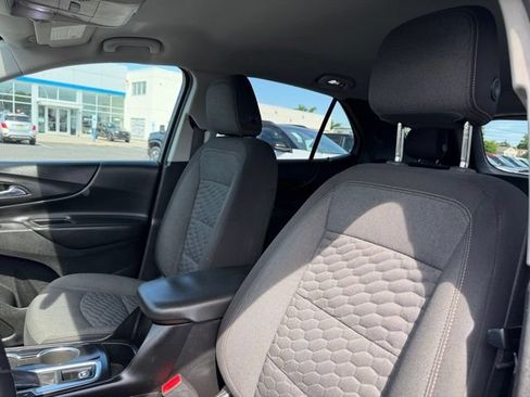 Used 2019 Chevrolet Equinox LT FWD image 19