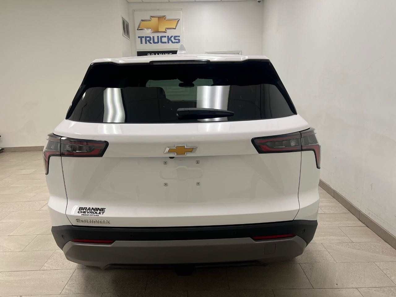 Used 2025 Chevrolet Equinox LT FWD image 23