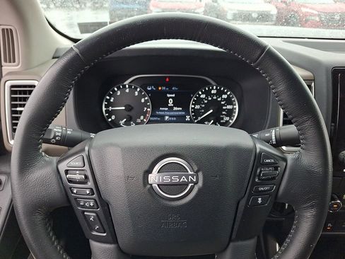 Certified 2022 Nissan Frontier SV image 20