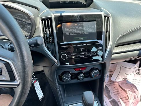 Used 2018 Subaru Impreza 2.0i Premium w/ Eyesight & BSD & Rcta AWD/4WD image 8