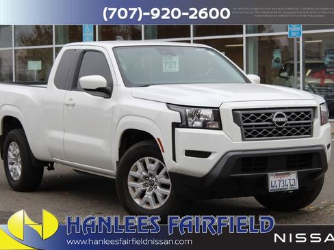 Used 2023 Nissan Frontier SV w/ Tow Package RWD image 1