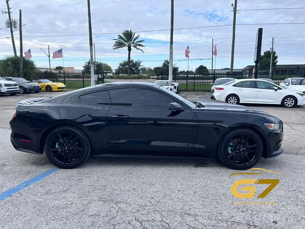 Used 2017 Ford Mustang Premium w/ Pony Package RWD image 5