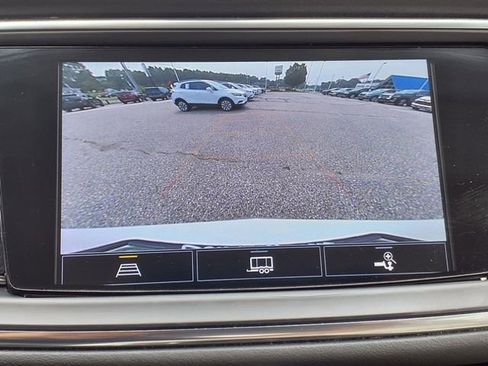 Used 2022 Buick Enclave Essence w/ Trailering Package, 5000 lbs. image 19