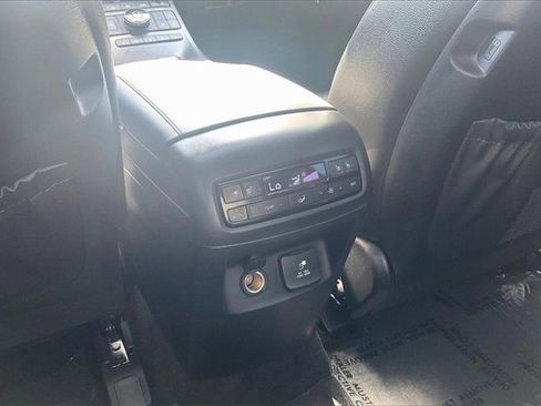 Used 2024 Hyundai Palisade Limited image 33