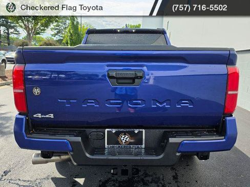 Certified 2025 Toyota Tacoma SR5 AWD/4WD image 4