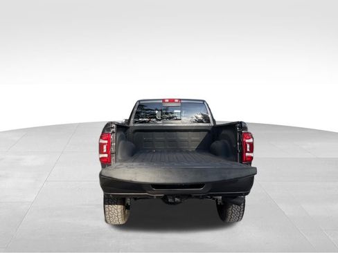 New 2022 RAM 2500 Big Horn w/ Level C Equiment Group image 31