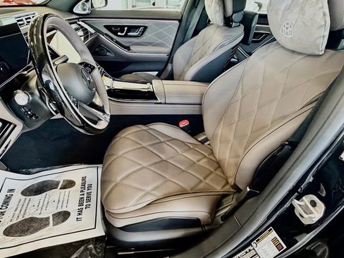 New 2026 Mercedes-Benz Maybach S 580 4MATIC image 17