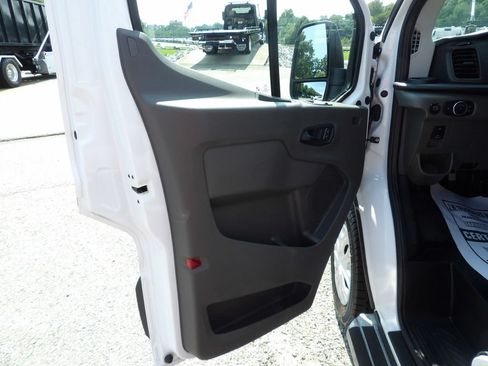 Used 2025 Ford Transit 250 Low Roof w/ Exterior Upgrade Package RWD image 14