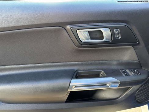 Used 2019 Ford Mustang EcoBoost 2dr Fastback w/ Ecoboost Performance Package image 35