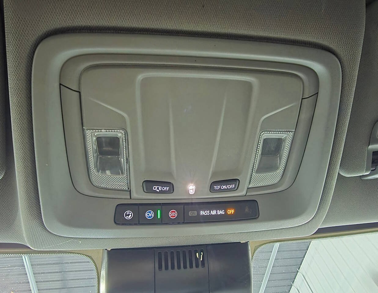 Used 2024 Chevrolet Silverado 3500 LT w/ Convenience Package AWD/4WD image 24