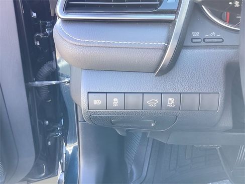 Used 2020 Toyota Camry XSE image 21