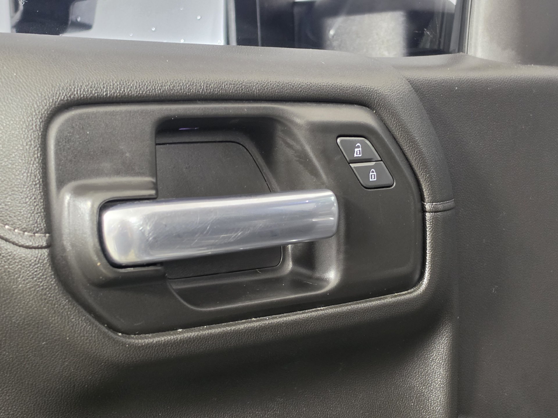 Used 2020 Chevrolet Silverado 1500 RST w/ All-Star Edition AWD/4WD image 7