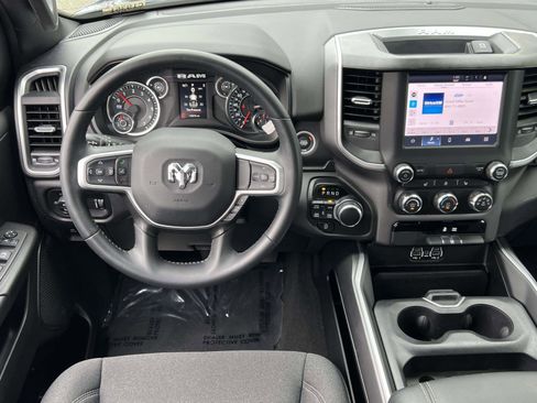 Used 2023 RAM 1500 Big Horn image 29