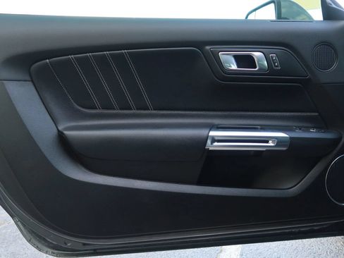 Used 2020 Ford Mustang GT Premium RWD image 37