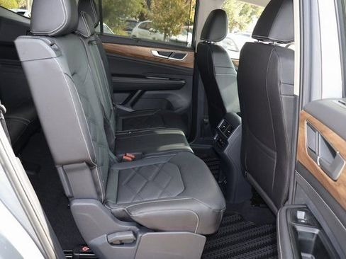 New 2026 Volkswagen Atlas SE image 18