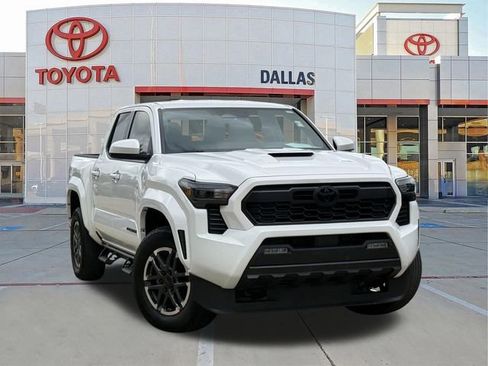 Used 2026 Toyota Tacoma TRD Sport RWD image 1