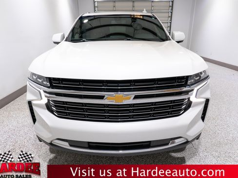 Used 2021 Chevrolet Suburban LT w/ Rear Media and Nav Package RWD image 7