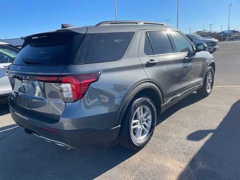 New 2026 Ford Explorer Active w/ Active Comfort Package RWD image 3