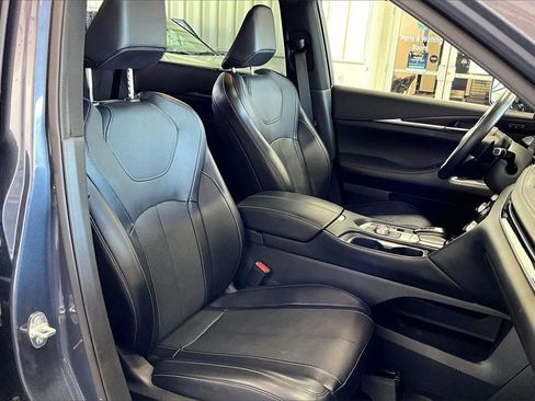 Used 2022 INFINITI QX60 Sensory image 26