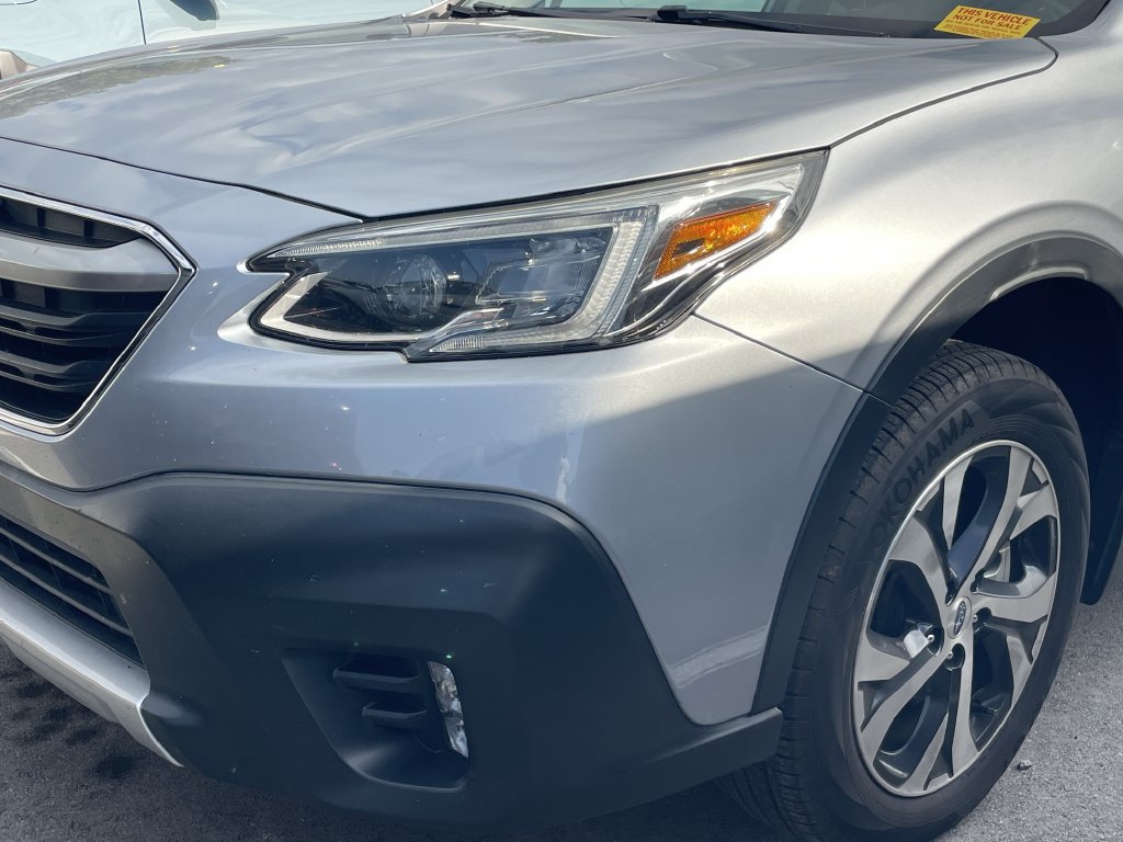 Used 2020 Subaru Outback Limited AWD/4WD image 12