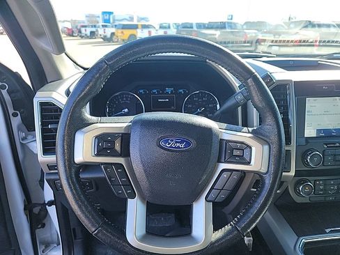 Used 2021 Ford F250 Lariat w/ Chrome Package image 28