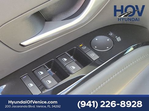 Certified 2025 Hyundai Santa Cruz Limited AWD/4WD image 27