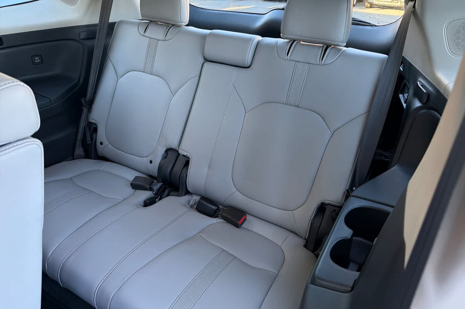 Used 2023 Honda Pilot Touring image 17