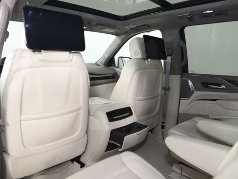 Used 2021 Cadillac Escalade ESV Sport Platinum AWD/4WD image 58