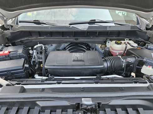 Used 2020 Chevrolet Silverado 1500 LT AWD/4WD image 31