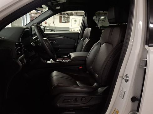 Used 2025 Honda Pilot Black Edition image 15