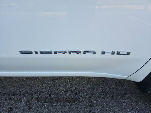 New 2026 GMC Sierra 2500 Pro image 9