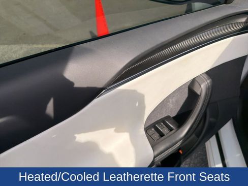 Used 2022 Tesla Model S Plaid AWD/4WD image 7