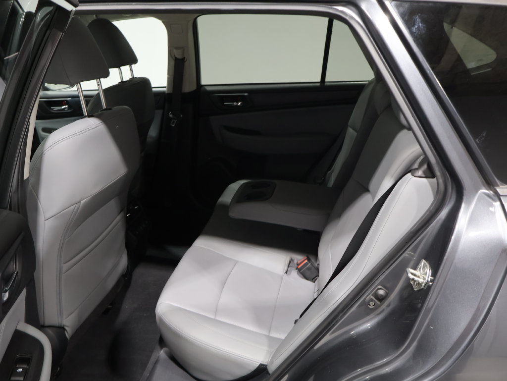 Used 2019 Subaru Outback 2.5i Limited w/ Popular Package #2 AWD/4WD image 16