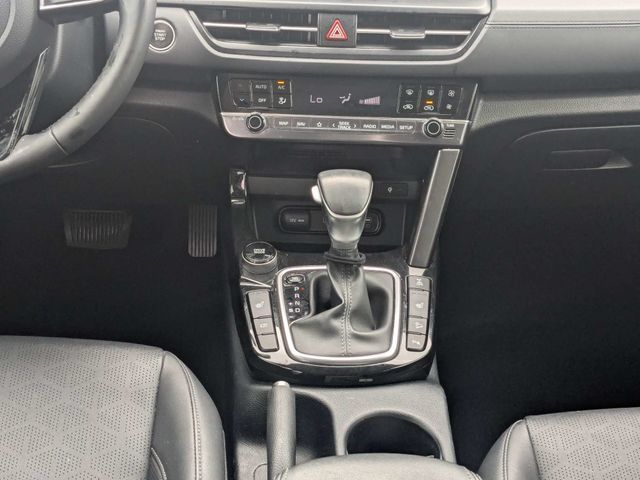 Used 2025 Kia Seltos EX w/ EX Sunroof Package AWD/4WD image 19