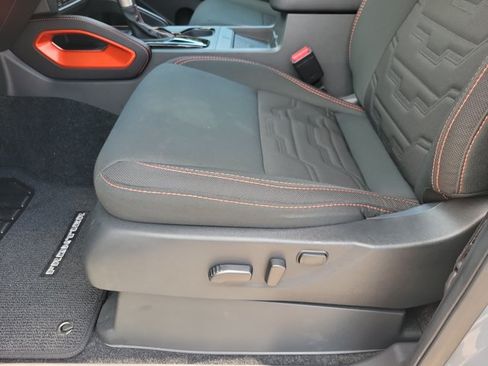 Used 2025 Nissan Frontier Pro-X w/ Pro Convenience Package RWD image 6