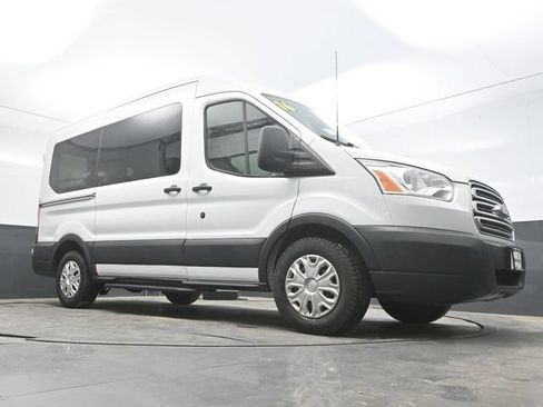 Used 2016 Ford Transit 150 XLT RWD image 37