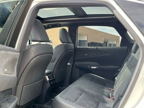 Used 2024 Lexus RX 450h AWD w/ Convenience Package image 15