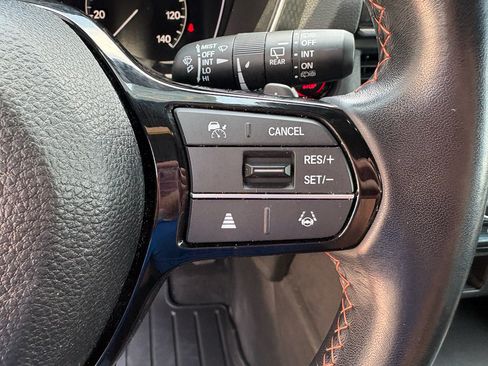 Certified 2024 Honda Pilot Sport image 14