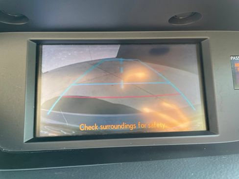 Used 2014 Lexus ES 350 w/ Premium Package FWD image 11