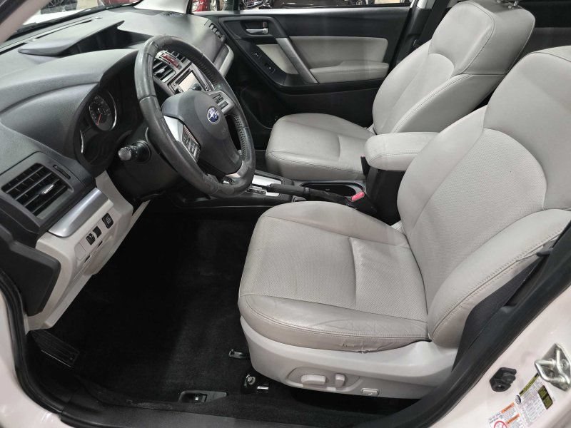 Used 2014 Subaru Forester 2.5i Limited AWD/4WD image 6