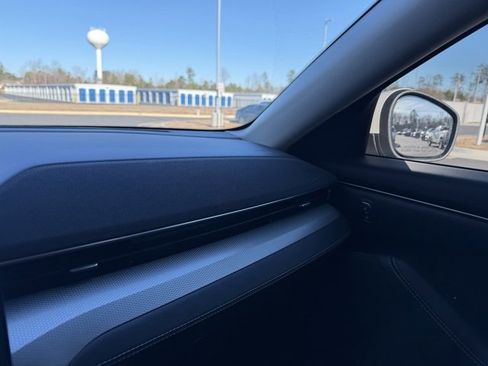 Used 2021 Ford Mustang Mach-E Select image 27