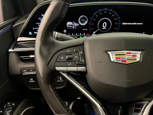Used 2021 Cadillac Escalade Sport AWD/4WD image 11