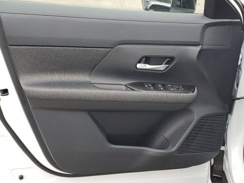 New 2026 Nissan Kicks SV w/ Cold Weather Package image 8