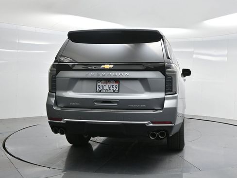 Used 2025 Chevrolet Suburban Premier image 34
