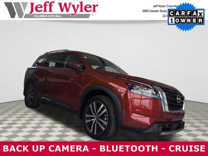 Used 2025 Nissan Pathfinder Platinum