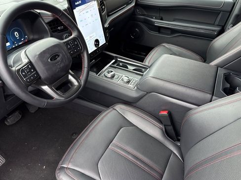 Used 2024 Ford Expedition Max Limited image 10
