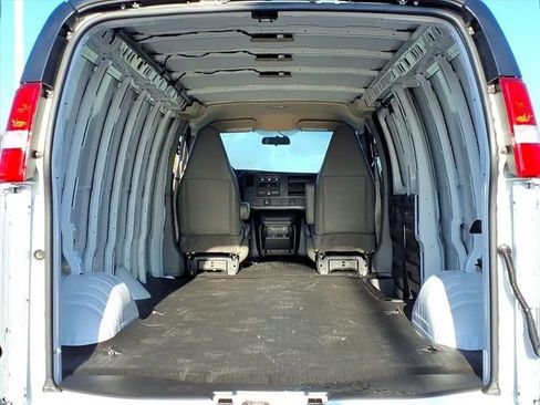 New 2026 Chevrolet Express 2500 Extended w/ Enhanced Convenience Package RWD image 7