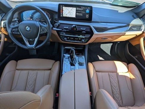 Certified 2023 BMW 530i xDrive w/ Convenience Package AWD/4WD image 18