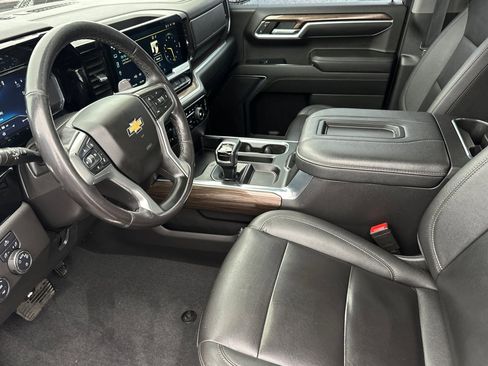 Used 2022 Chevrolet Silverado 1500 LT w/ Z71 Off-Road Package image 10